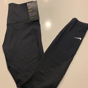 NWT Nike Performance Leggings , XS